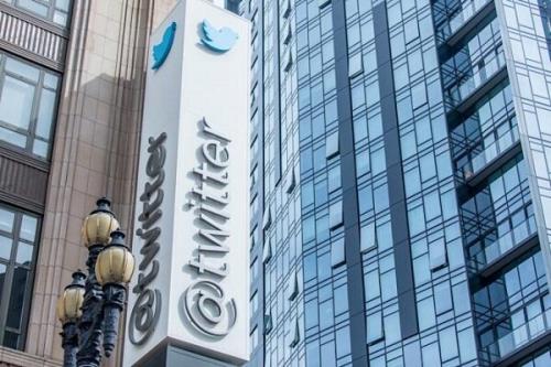 تگزاس درباره حساب های کاربری جعلی توئیتر تحقیق می کند