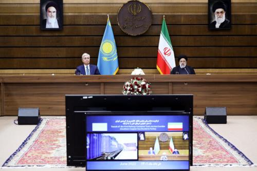 نقش آفرینی موثر در افزایش همگرایی منطقه ای با گسترش تجارت، از اولویت های سیاست خارجی ایران است