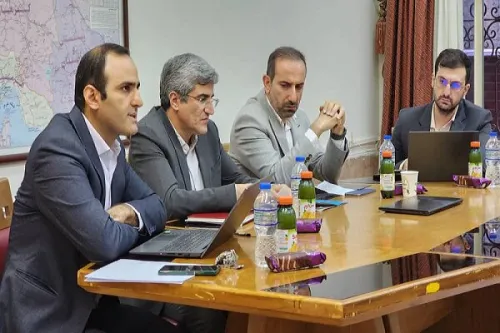 دعوت بی پاسخ تأمین اجتماعی در نشست بیمه الزامی رانندگان پلتفرمی